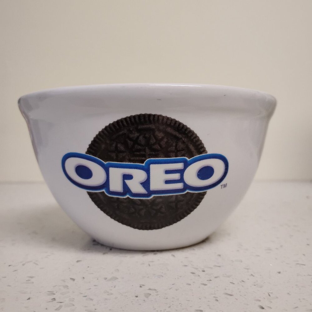Oreo ceramic bowl